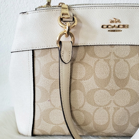 Coach Beige Leather Signature Purse Bag satchel Crossbody - Picture 2 of 11